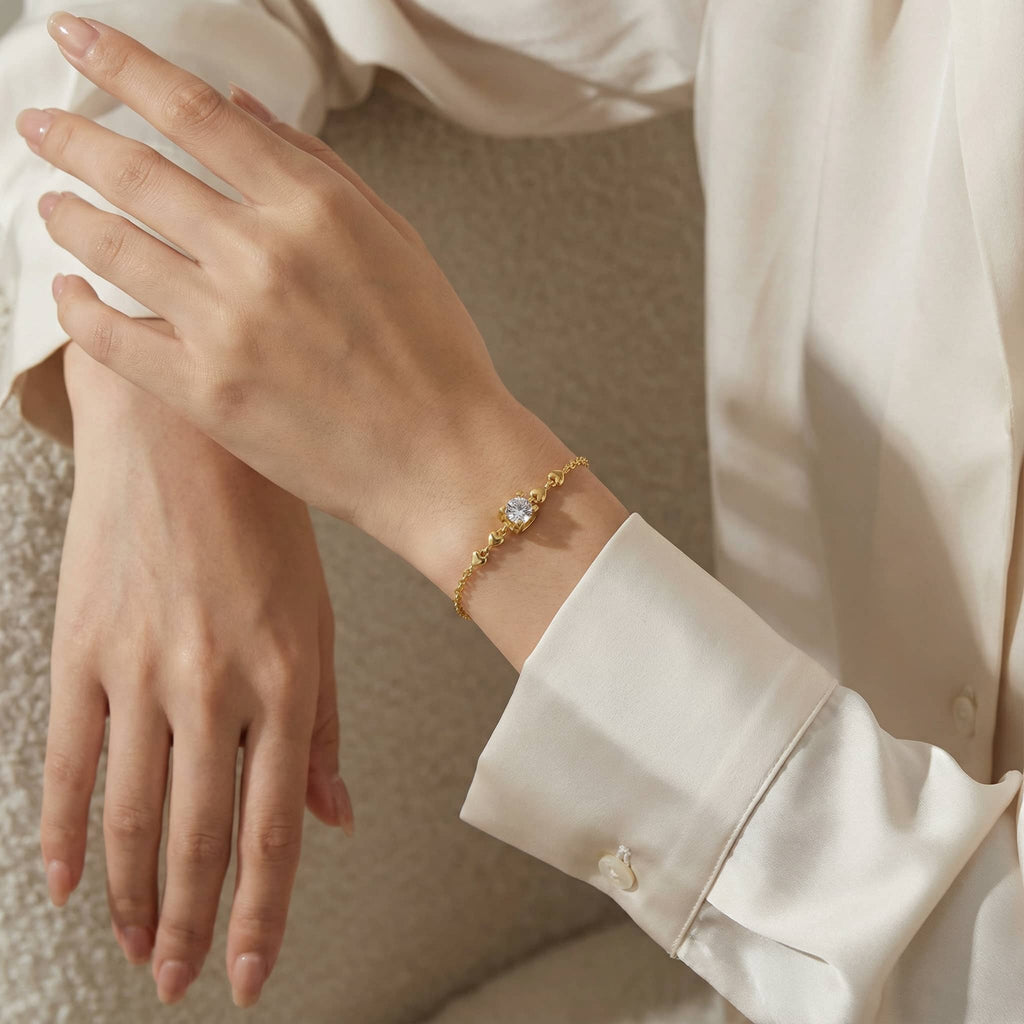 24K Pure Gold Vermeil Heart Link Solitaire Bracelet in S925 Silver