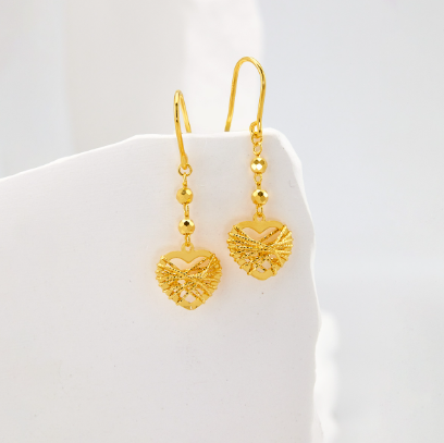 Silk-wrapped heart-shaped beaded ear hook